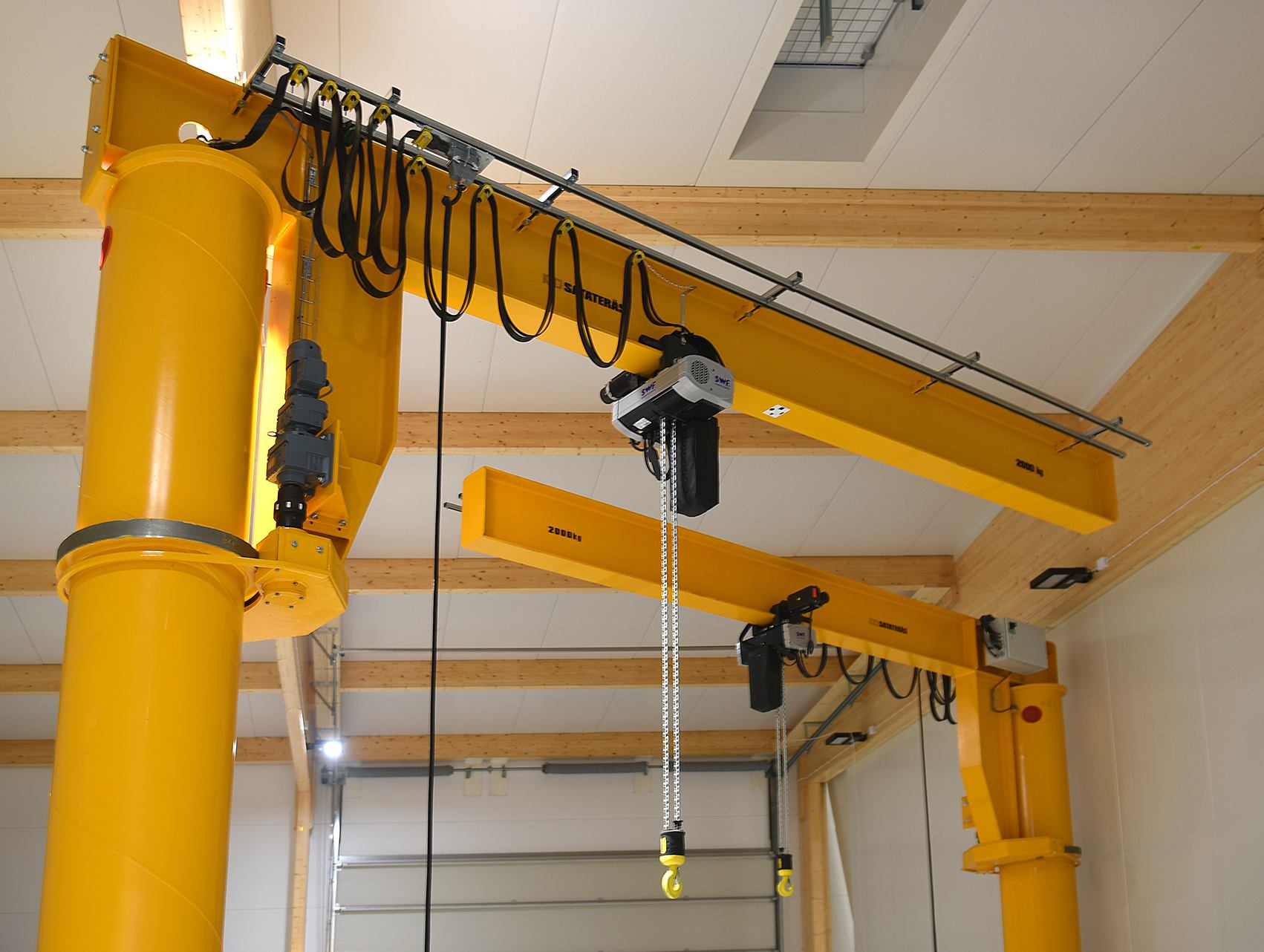 懸臂起重設備(輕小型).jpg 輕小型起重設備